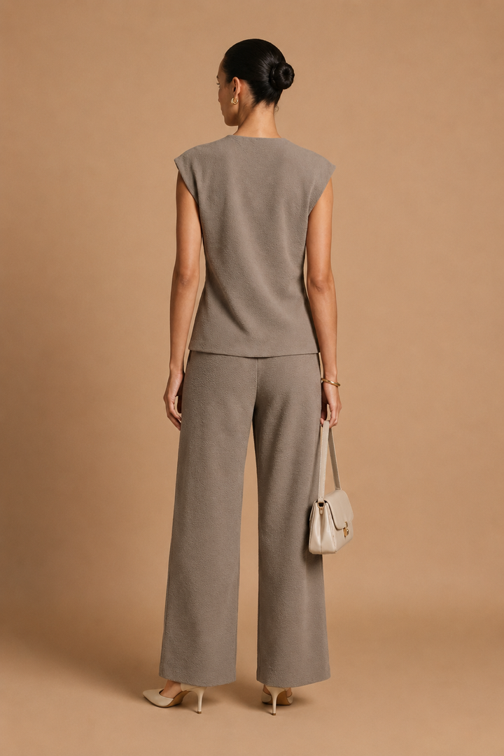 Liora - Ruched Pin-Accent Minimalist Top Light Brown