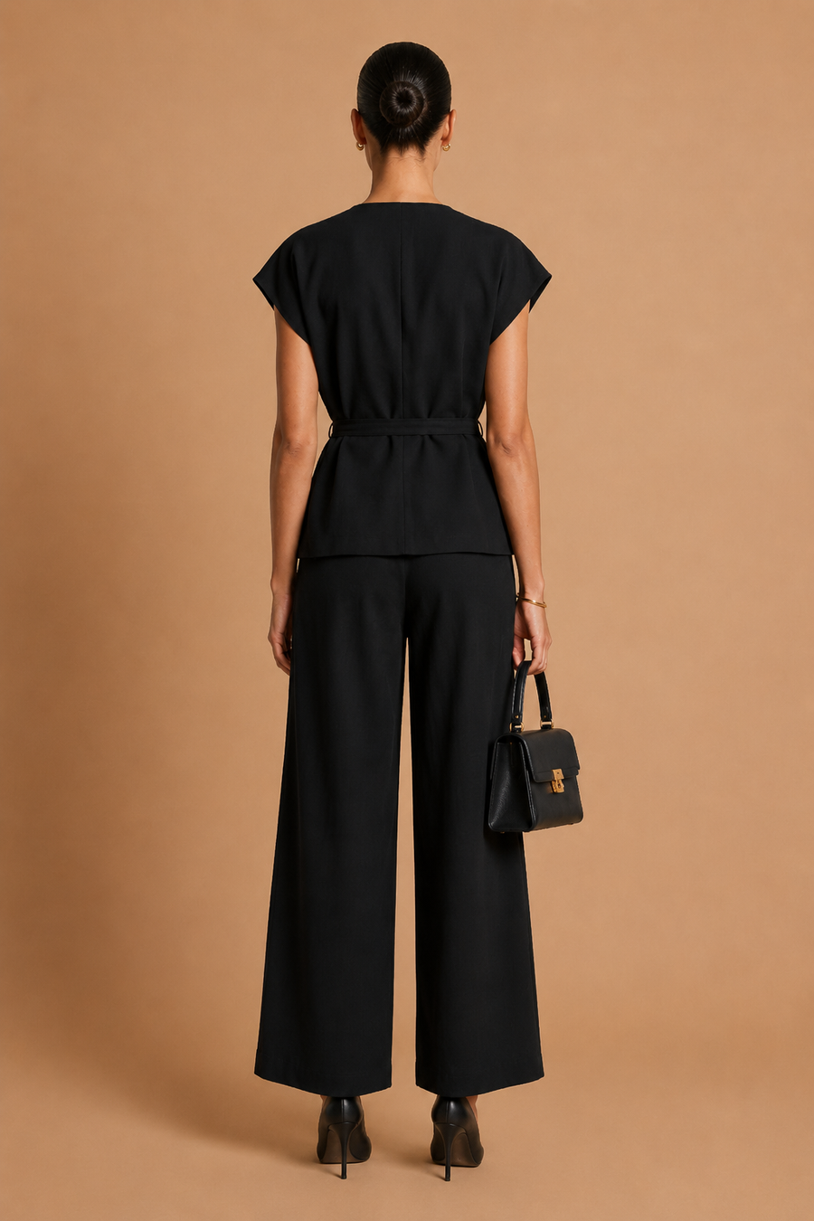 Epure - V-Neck Belted Sleeveless Top Black