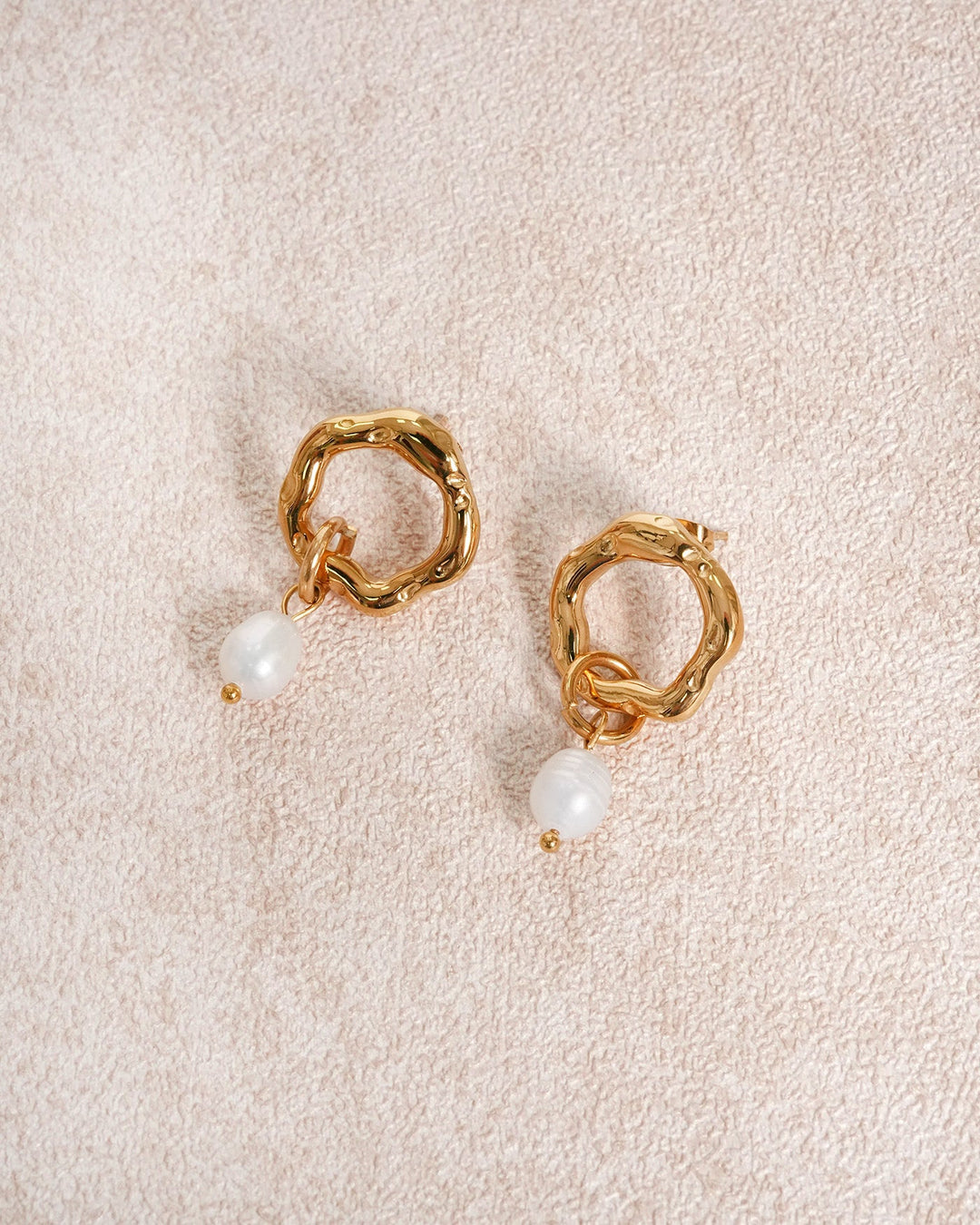 Gold Pearl Earrings