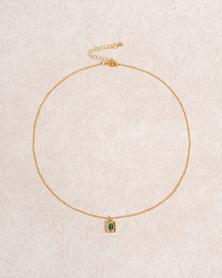 Gold Pendant Necklace