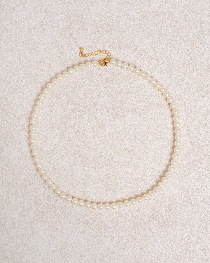 White Pearls Necklace